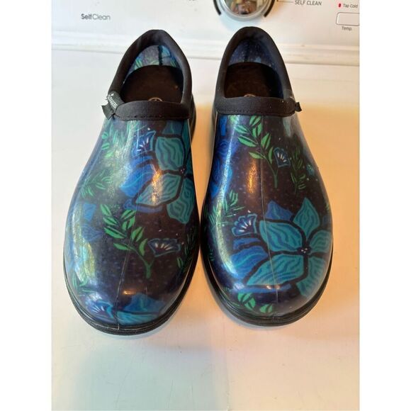 Sloggers Garden Clogs - Picture 1 of 5